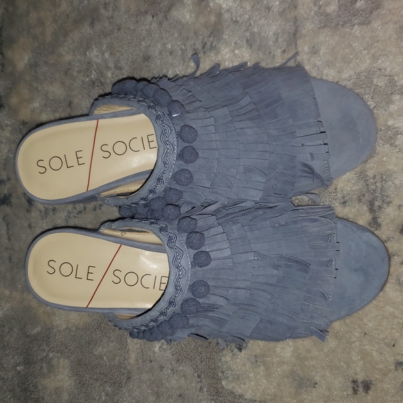 NWOT Sole Society Harriet Fringe Mule - Picture 3 of 4